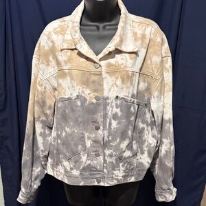 Trendy Tie-Dye Jean Jacket in Cream and Gray